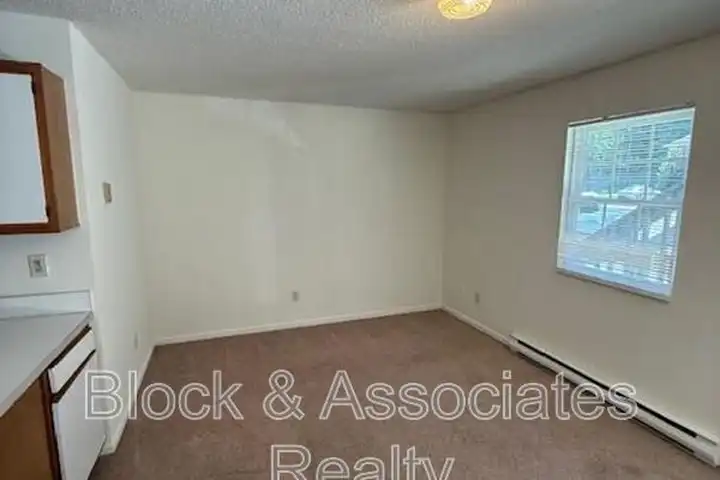 118 Reece Ct unit B - Randleman, NC | Rent.