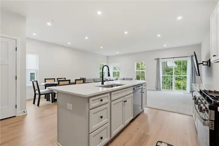 37 Timber Trl - Easton, PA | Rent.