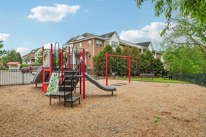 Devlin's Pointe - 2735 Westminster Cir - Allison Park, PA | Rent.