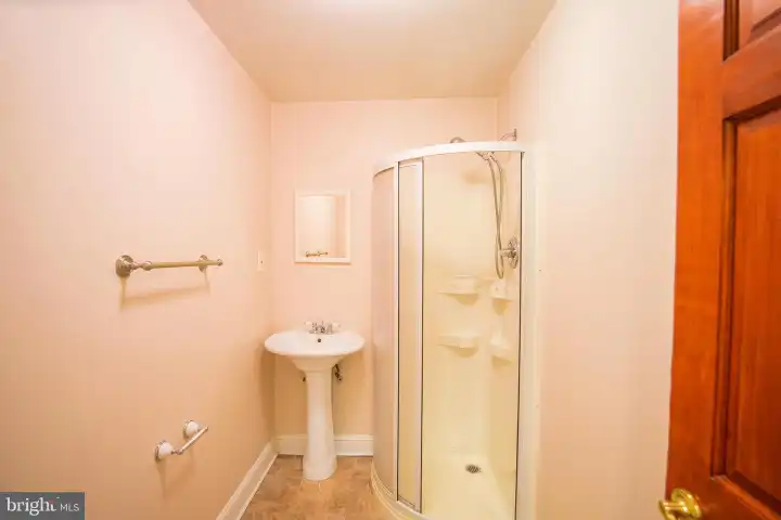 1124 Passyunk Ave unit UNIT 4 - Philadelphia, PA | Rent.