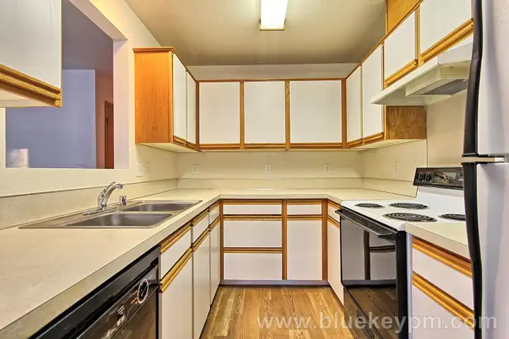 808 SE 4th St unit Unit 13 - Battleground, WA | Rent.