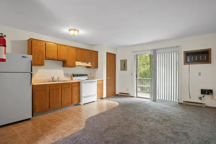 Northgate Apartments - 652 Northgate Cir - Rochester, IN | Rent.