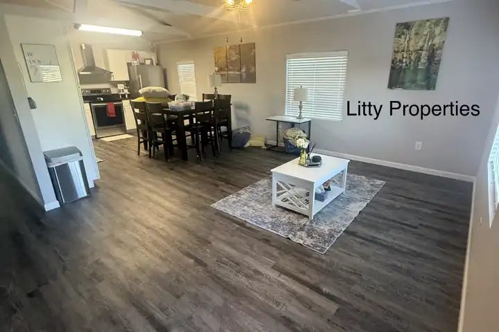 2229 Central Blvd - Bull Shoals, AR | Rent.