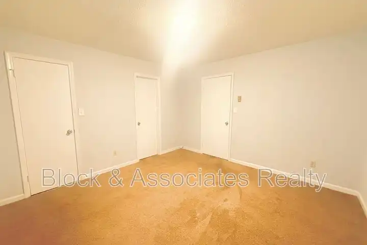 306 Reece Ave unit E - Randleman, NC | Rent.