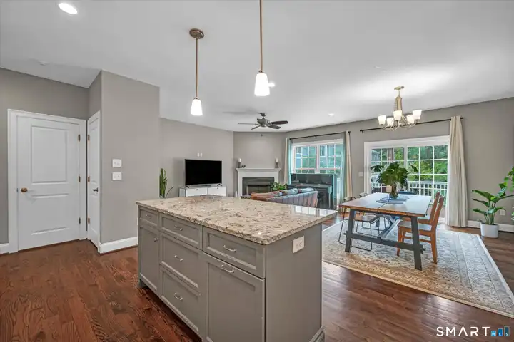 14 Yorkshire Ct unit 14 - Farmington, CT | Rent.