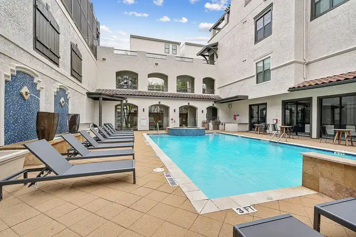 The Fitz - 600 Studemont St - Houston, TX | Rent.