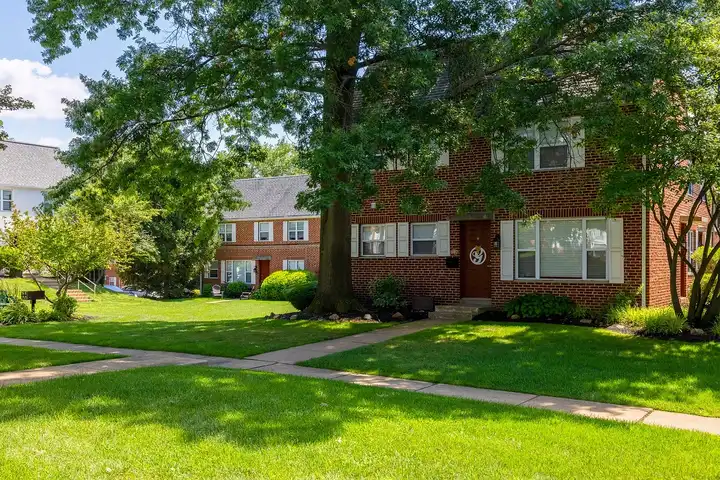 Village at Fox Point - 1436 Kynlyn Dr - Wilmington, DE | Rent.
