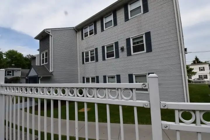 825 Plainfield St unit 101 - Providence, RI | Rent.