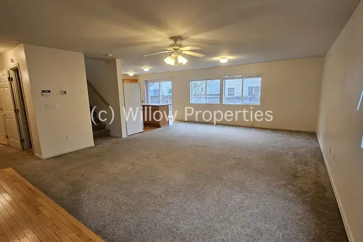 1237 Griggs St - Dupont, WA | Rent.