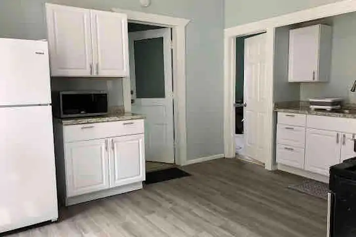 737 S 32nd St - Milwaukee, WI | Rent.