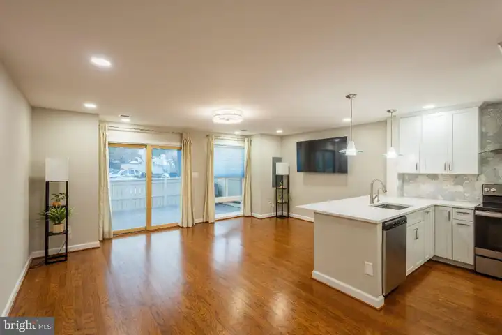 10033 Ridgeline Dr - Gaithersburg, MD | Rent.