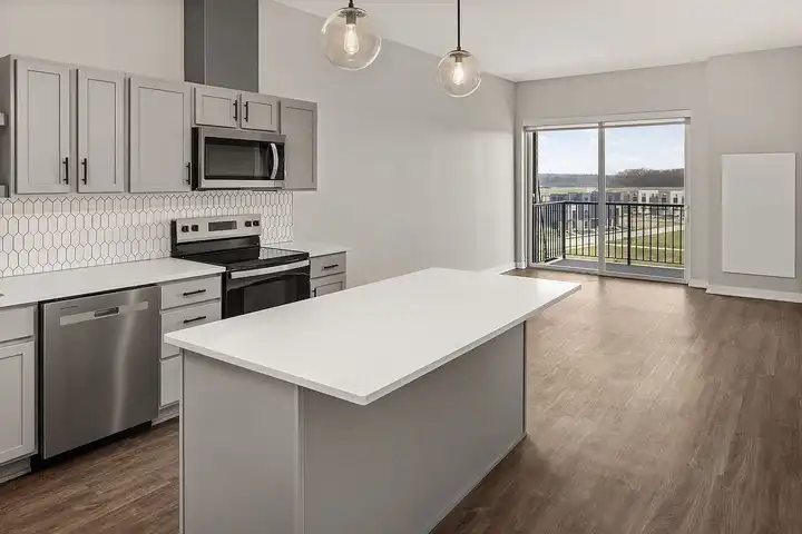 The Meridian - 425 SW 11th St - Des Moines, IA | Rent.