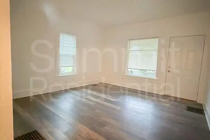 435 S Main St - Mansfield, OH | Rent.