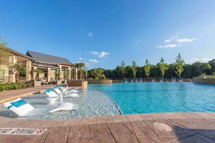 The Pointe at Valley Ranch Town Center - 20290 Park Lake View Dr - New ...