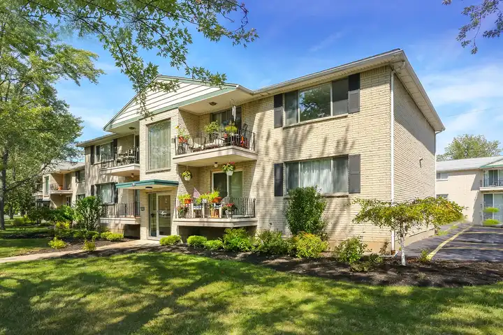 Chestnut Ridge - 4280 Chestnut Ridge Rd - Buffalo, NY | Rent.