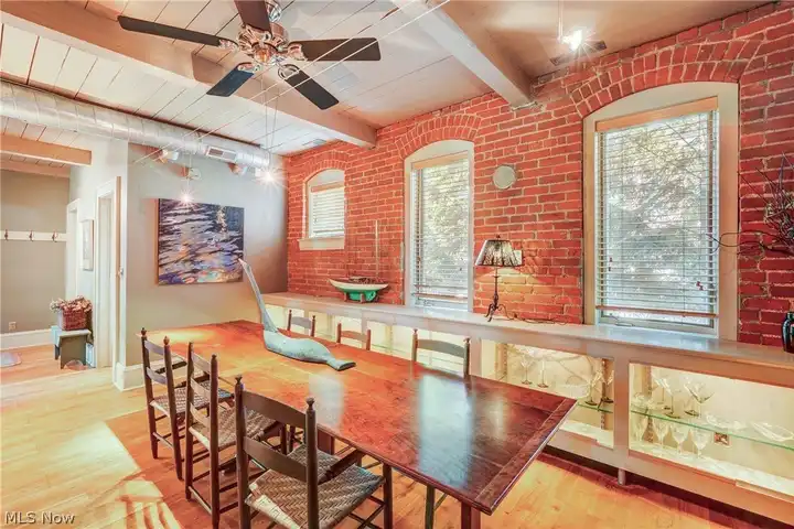 19915 Lake Rd #B - Rocky River, OH | Rent.