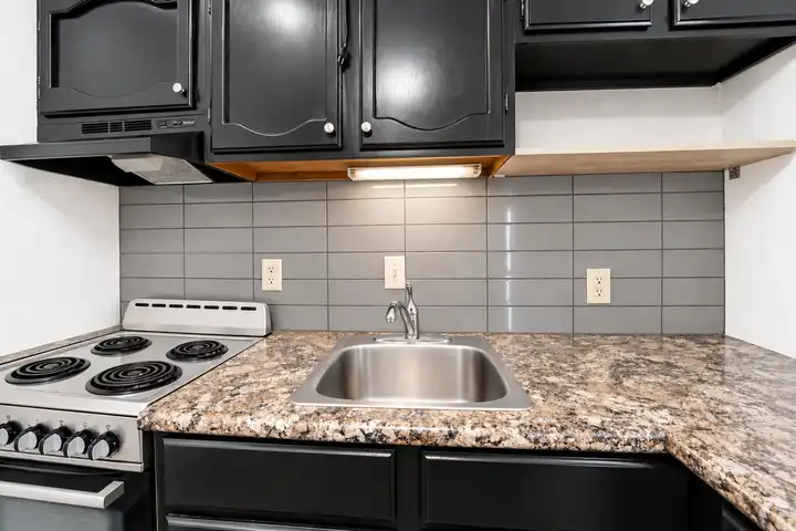1106-1110 Kent Cir unit 1106-8 - Waterloo, IA | Rent.