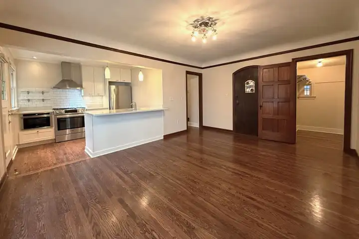 1108 9th Ave W unit 10 - Seattle, WA | Rent.