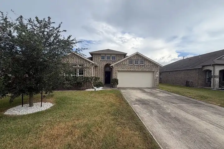 9605 Blue Bonnet Dr - Texas City, TX | Rent.