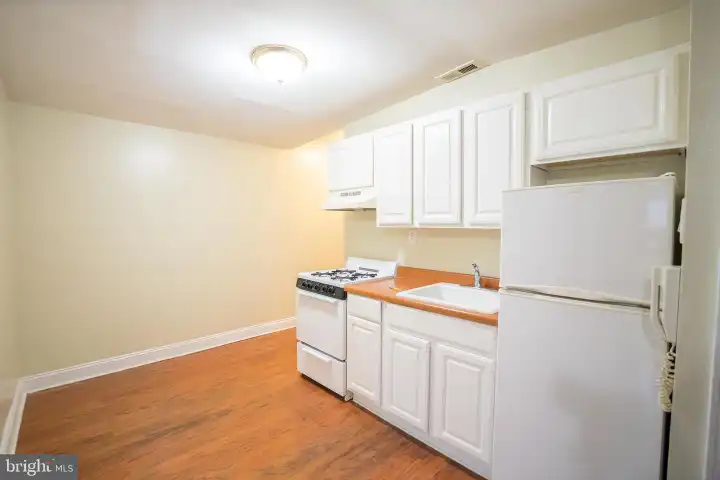 1124 Passyunk Ave unit UNIT 4 - Philadelphia, PA | Rent.