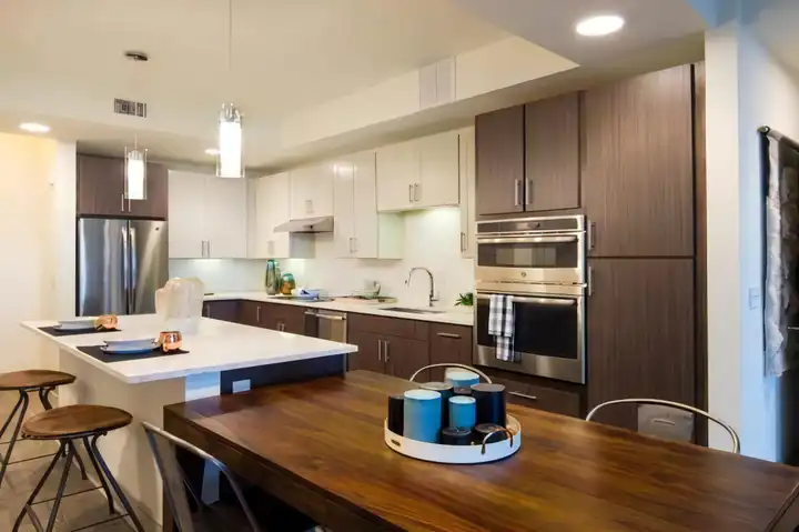 1882 Old Main St - Houston, TX | Rent.