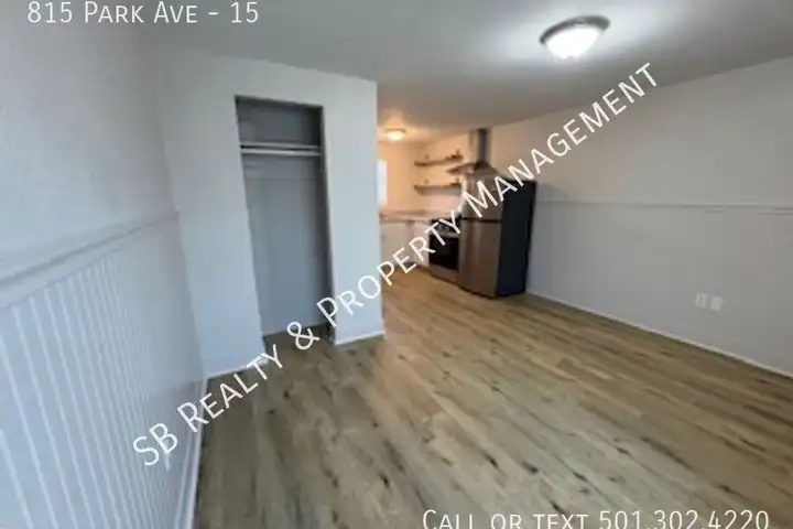 815 Park Ave - Hot Springs, AR | Rent.