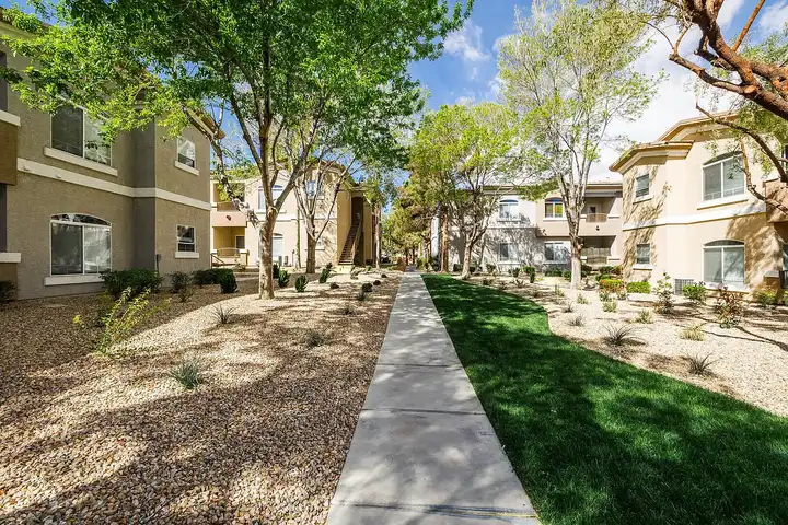 THE CLUBS AT RHODES RANCH APARTMENT HOMES - 8975 W Warm Springs Rd ...