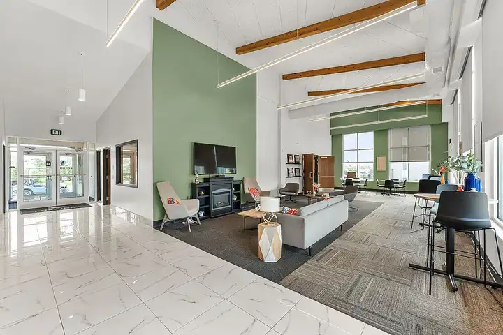 Lofts at Fox Ridge - 200 N Foxridge Dr - Raymore, MO | Rent.