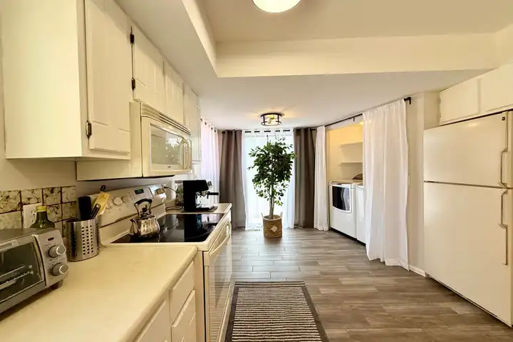 381 1/2 Ridge View Dr - Grand Junction, CO | Rent.