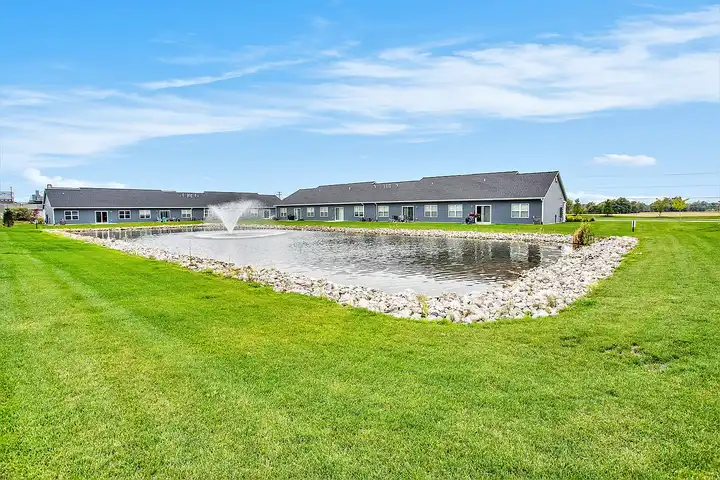 Bauer Crossings - 4638 Rockport Dr - Hudsonville, MI | Rent.