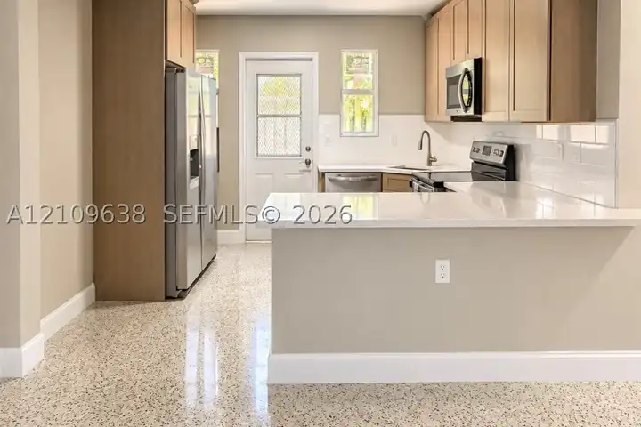 1237 NW 5th St #1 - Miami, FL | Rent.