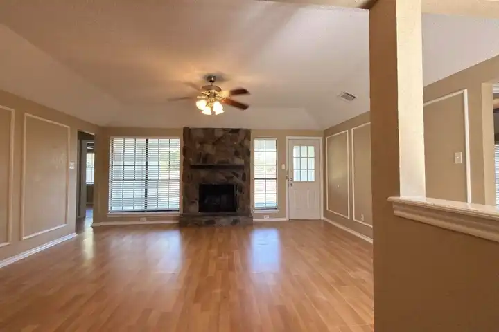 7213 Colgate Ln - Rowlett, TX | Rent.
