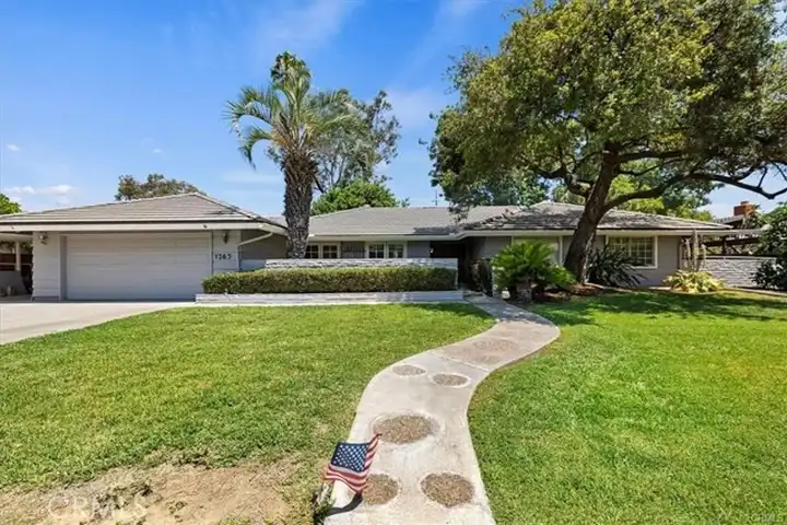 1265 Country Club Dr - Riverside, CA | Rent.