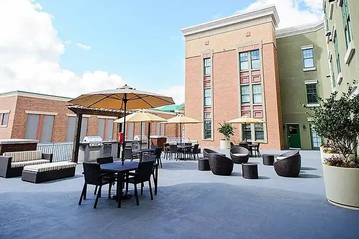 The Terraces at Perkins Rowe - 10156 Perkins Rowe - Baton Rouge, LA | Rent.