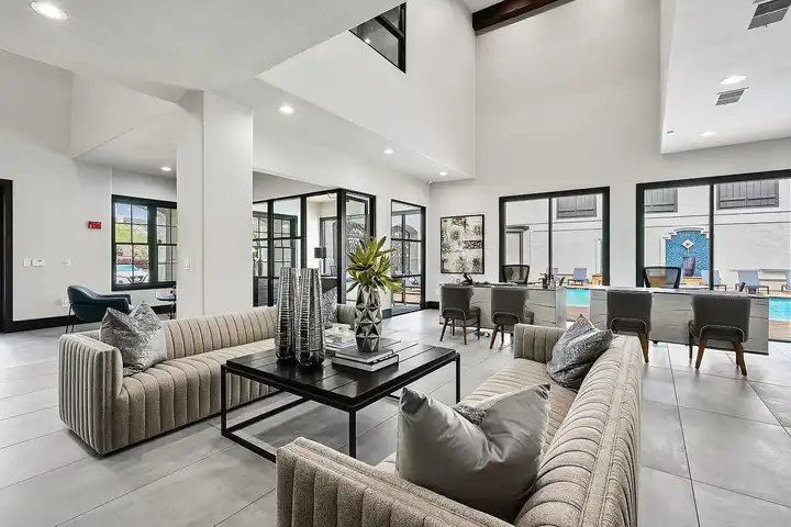 The Fitz - 600 Studemont St - Houston, TX | Rent.