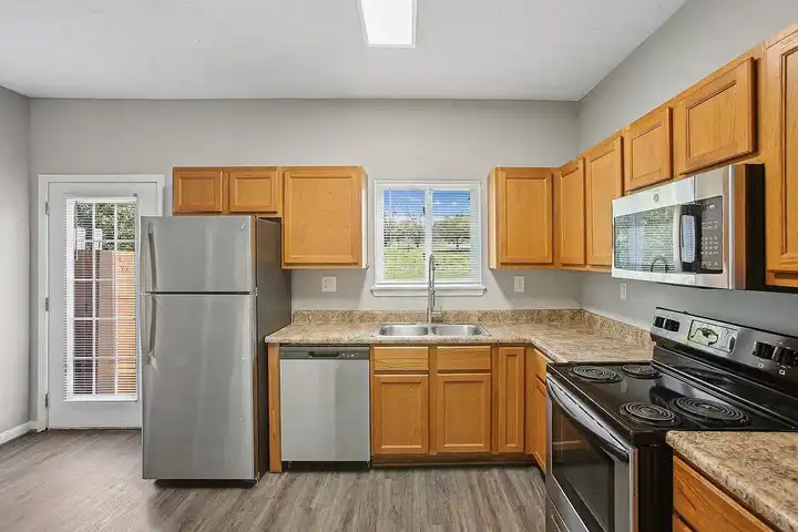 Orchard Hills Apartments - 201 Orchard Hills Dr - Jeffersonville, IN ...