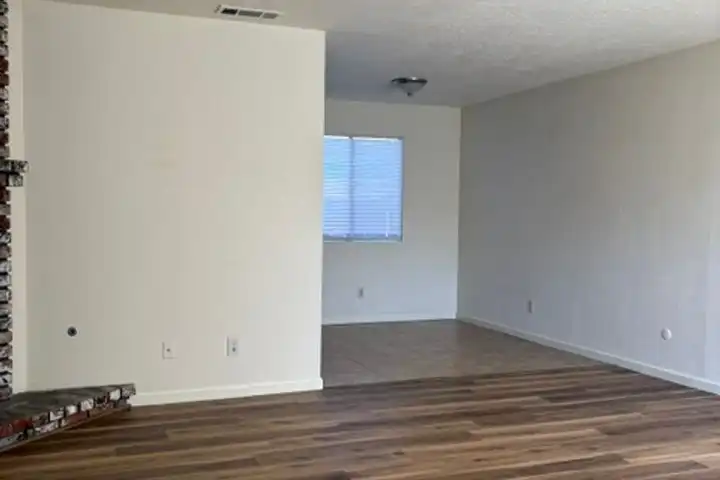 25 W Barstow Ave unit # 101 - Clovis, CA | Rent.