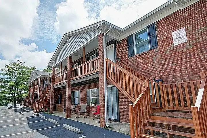 Cedar Ridge - 3646 Cedar Springs Dr - Winston-Salem, NC | Rent.