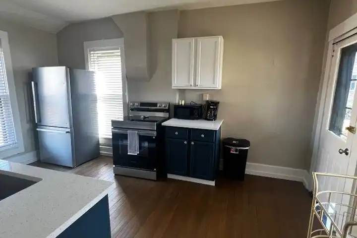 118 W Monroe St unit 2-1 - Delphi, IN | Rent.