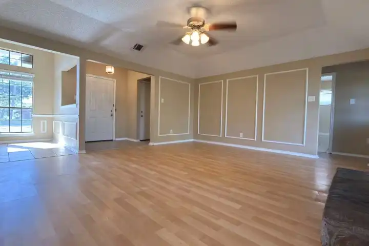 7213 Colgate Ln - Rowlett, TX | Rent.
