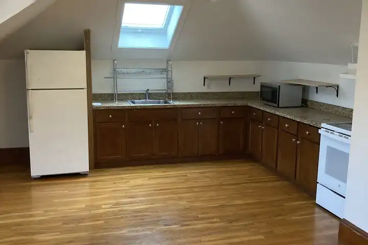 67 Benton Rd unit 3 - Somerville, MA | Rent.