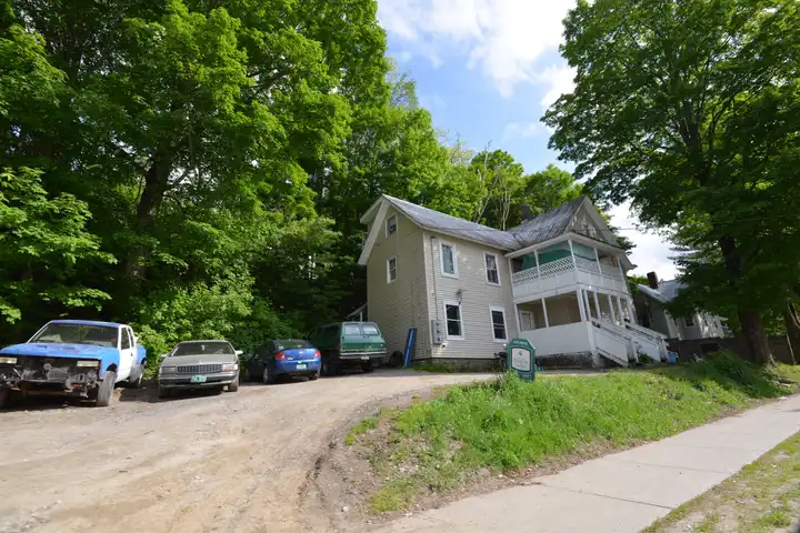 139 Railroad St unit 1 - Johnson, VT | Rent.