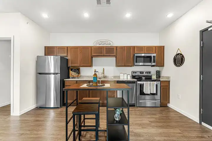 Lofts at Fox Ridge - 200 N Foxridge Dr - Raymore, MO | Rent.
