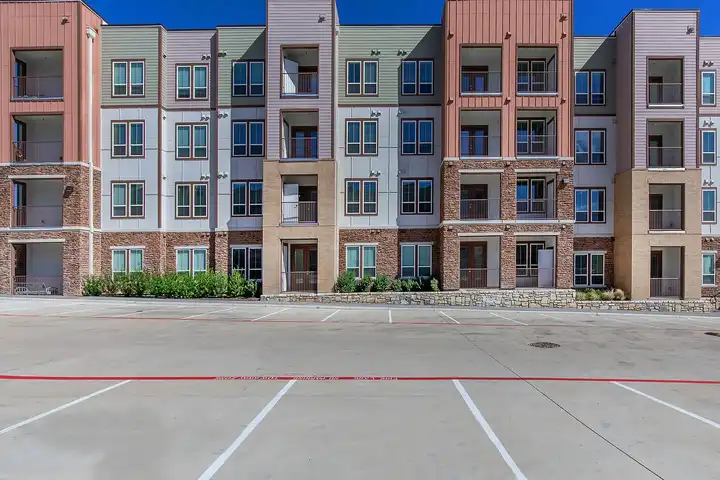 Spring Villas Apartments - 7450 Bluff Springs Rd - Austin, TX | Rent.