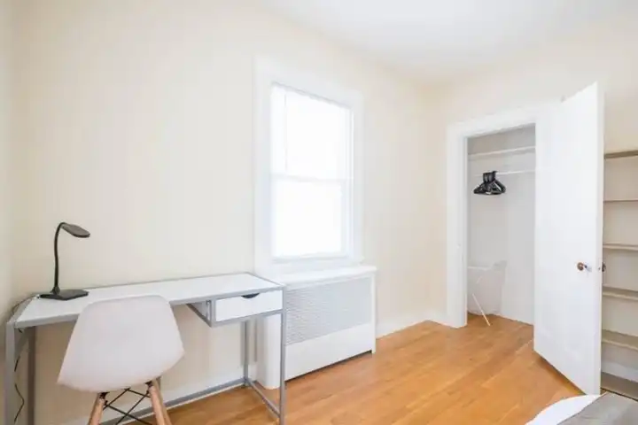 8 Eliot Ave unit 3 Room D - Brookline, MA | Rent.