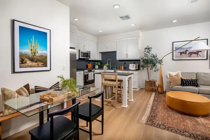 Mason - 2451 Mason Dr - San Diego, CA | Rent.