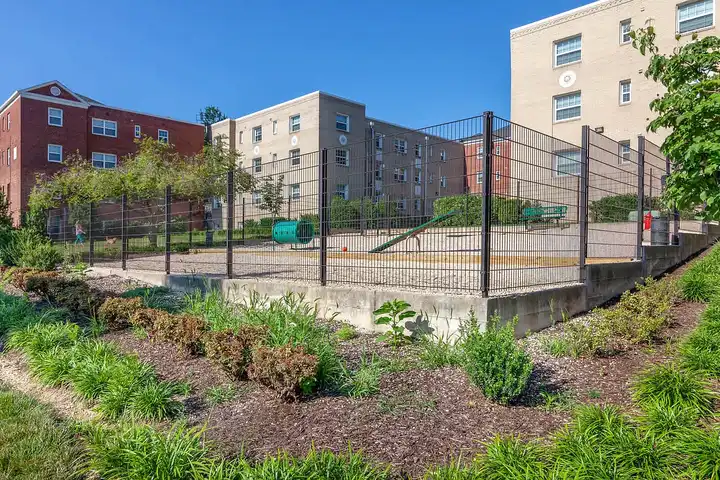 Sheffield Court - 701 N Wayne St - Arlington, VA | Rent.