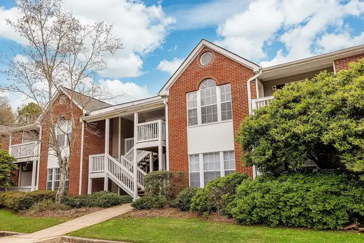 Timber Ridge Apartments - 6700 Wall St - Mobile, AL | Rent.