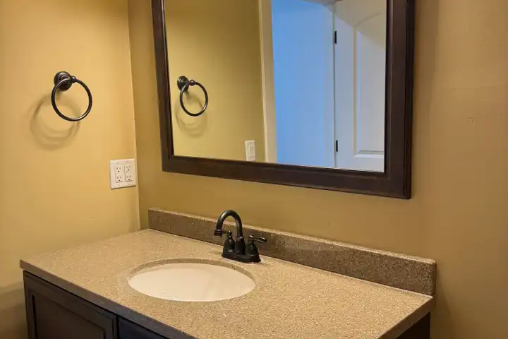 1963 Alla Panna Way unit Basement - Sandy, UT | Rent.