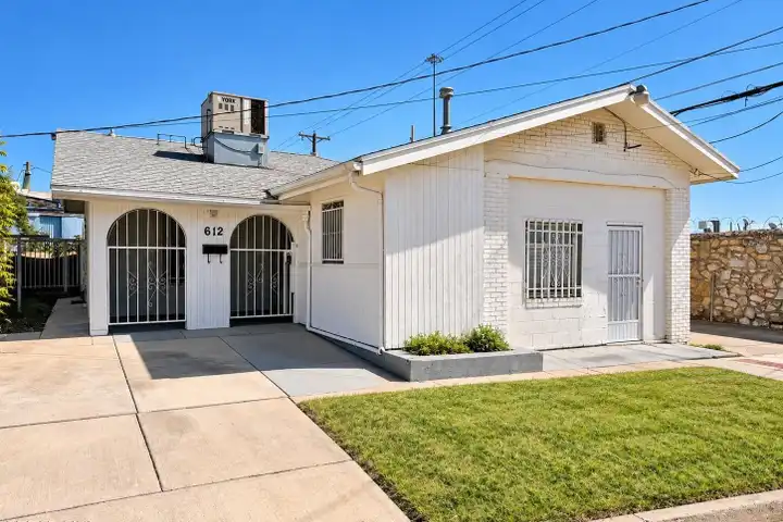 612 Noble St - El Paso, TX | Rent.